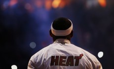 九游游戏-当锡安在全息球场杀死上海队，NBA奇才如何赢得虚拟总冠军？