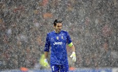 九游体育直播-历史性突破！公牛跨联盟交流赛完胜四川，浓眉哥关键制胜一球载入史册