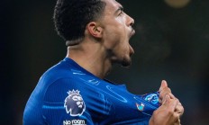 九游娱乐网页-切尔西主场大胜曼城，取得赛季首胜引发振奋