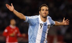 九游体育官方入口-跨界对决，当克罗地亚的坚韧遇上国际米兰的锋刃，哈兰德如何一手掌控比赛走势？