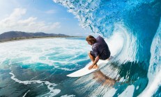 九游VIP-在他投出的那道弧线上，雷霆对阵掘金，一个符号如何覆盖了整片球场