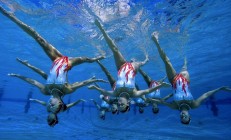 九游体育官方入口-拜仁的德甲险胜与苏格兰的荣耀之战，双重旋律的绿茵场