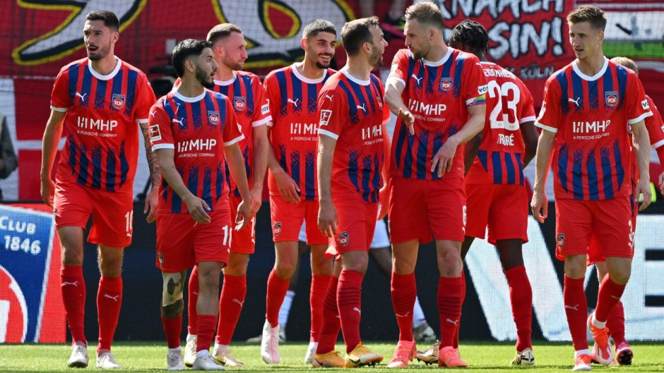 帕德博恩球队表现抢眼,引人关注不断攀升 帕德博恩球队表现抢眼,引人关注不断攀升