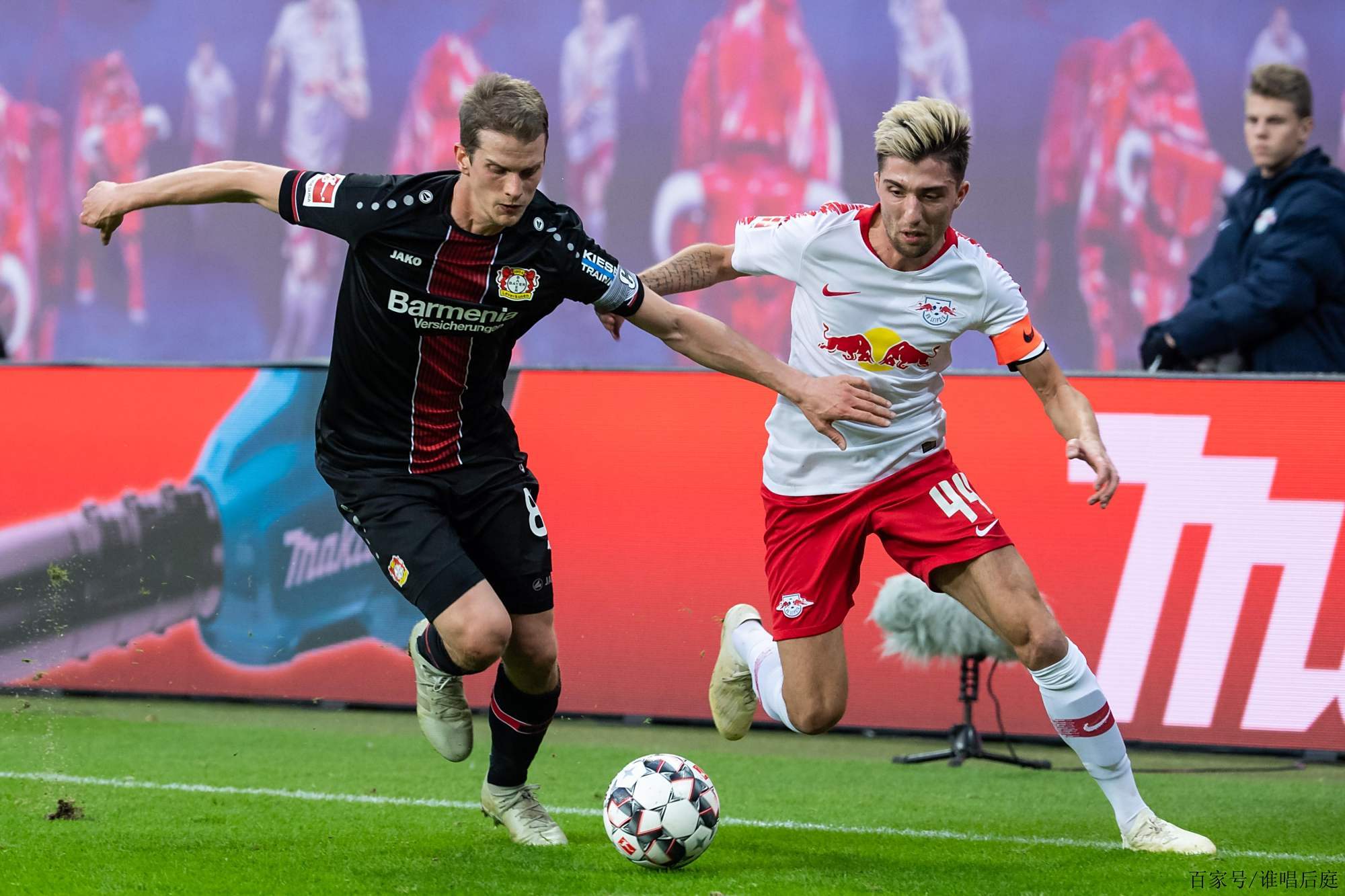 拜仁慕尼黑与汉诺威96进行较量 拜仁慕尼黑与汉诺威96进行较量