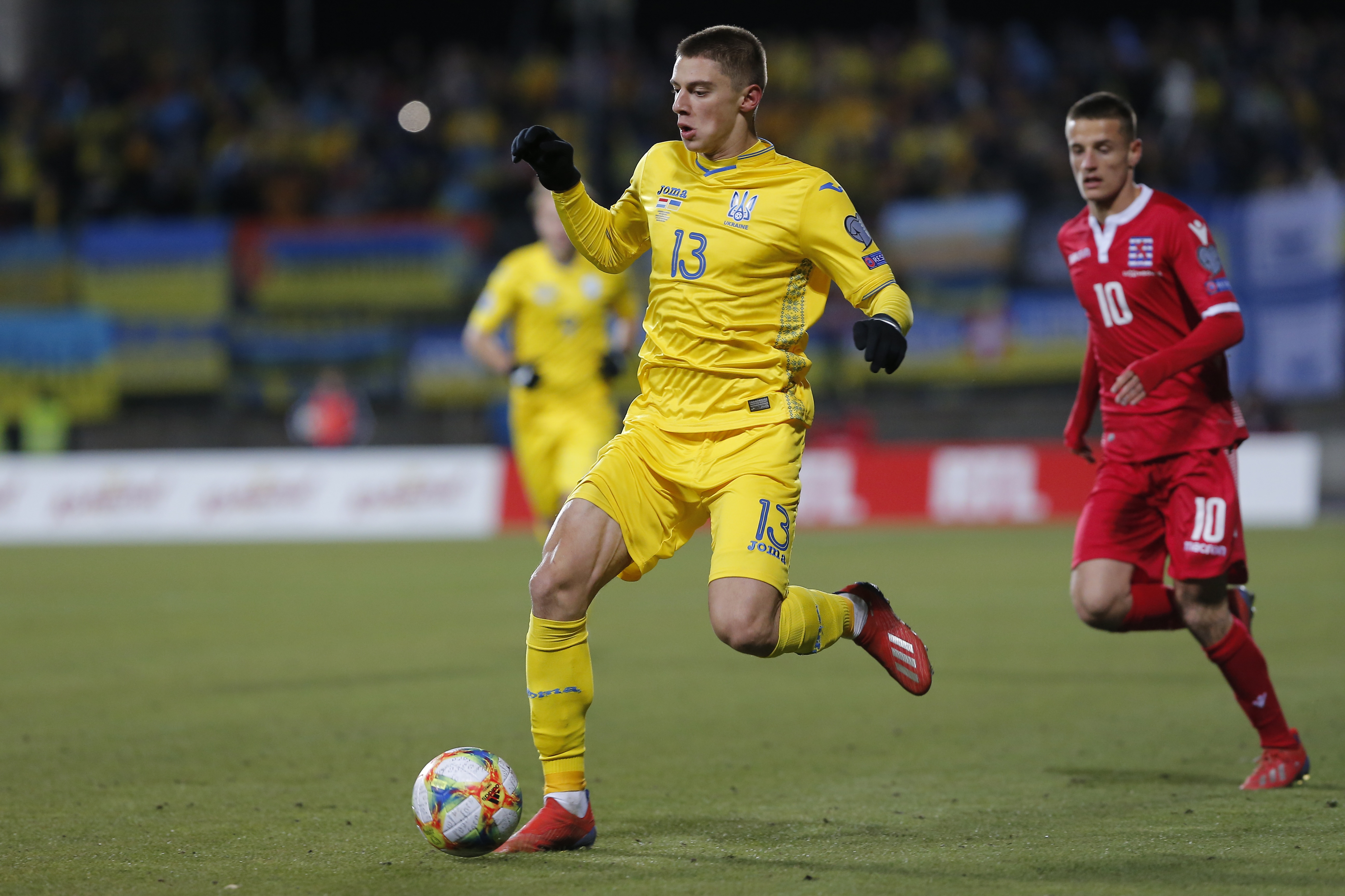 乌克兰对阵卢森堡，全力争胜争夺晋级资格的简单介绍