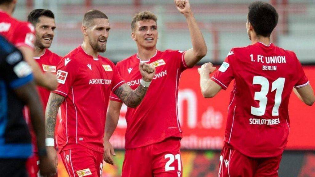 柏林联盟队击败对手成功获得胜利 柏林联盟队击败对手成功获得胜利