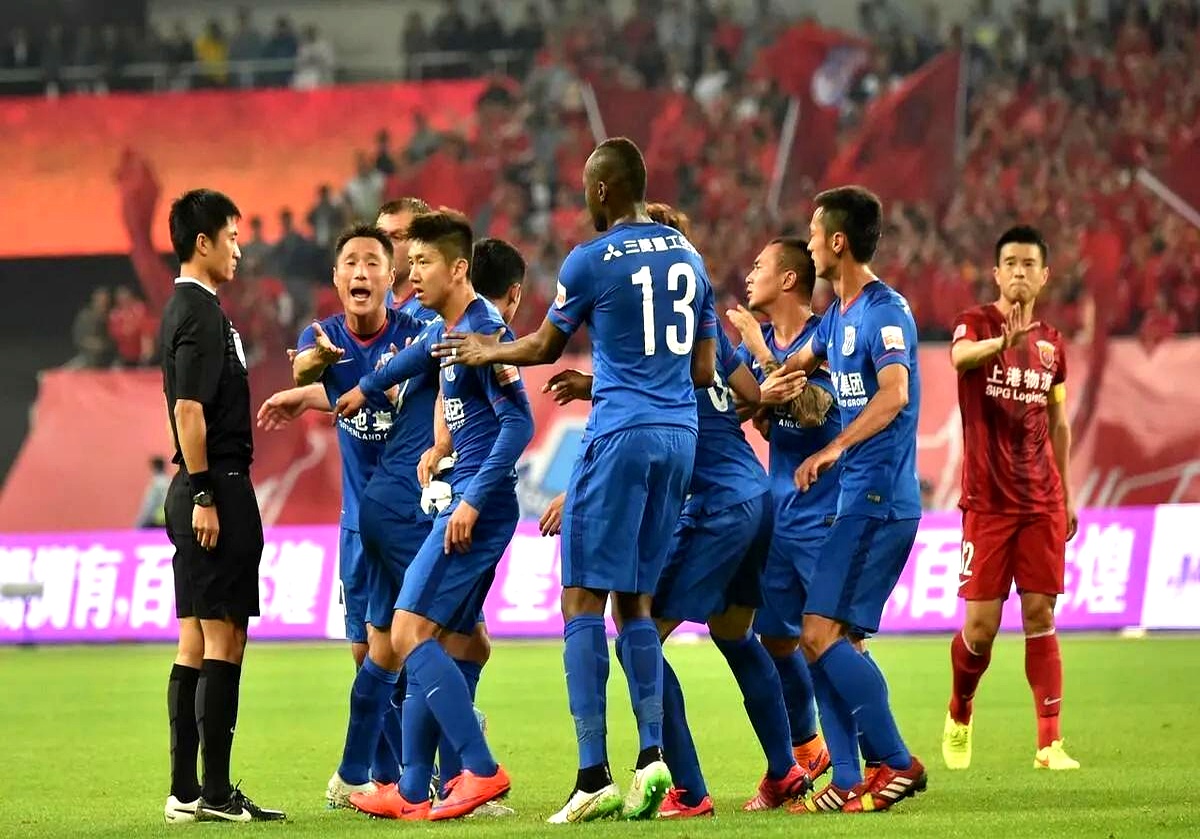 河南建业主场击败上海申花,取得胜利的简单介绍 河南建业主场击败上海申花,取得胜利的简单介绍