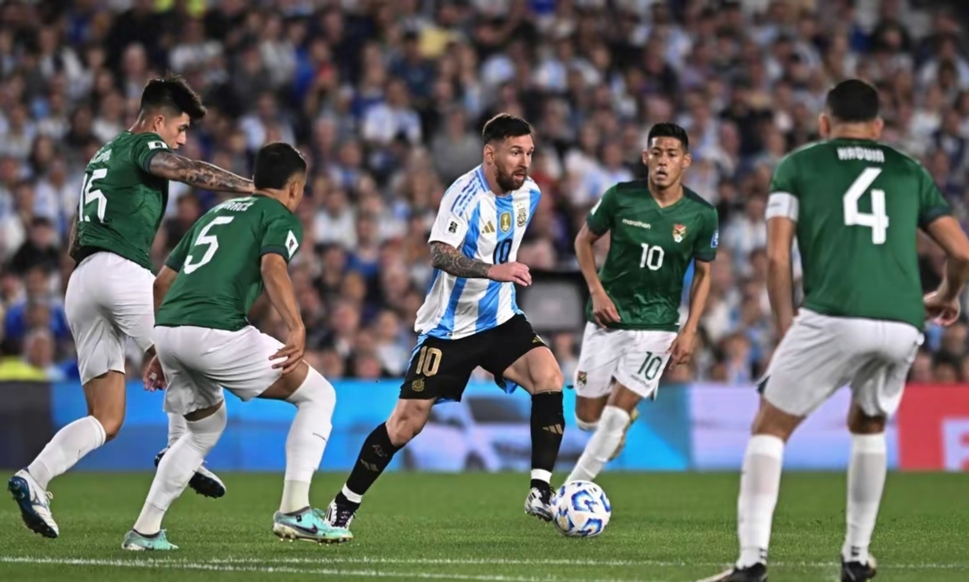 包含阿根廷险胜拜仁,苏亚雷斯关键制胜的词条 包含阿根廷险胜拜仁,苏亚雷斯关键制胜的词条