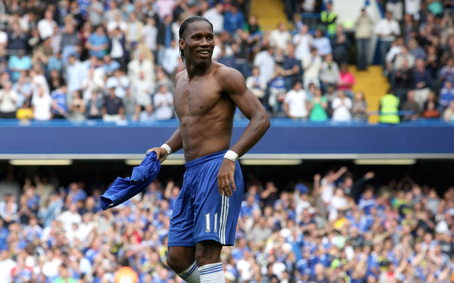 双线闪耀，福登持续爆发拉开英超差距，埃及轻松击退委内瑞拉