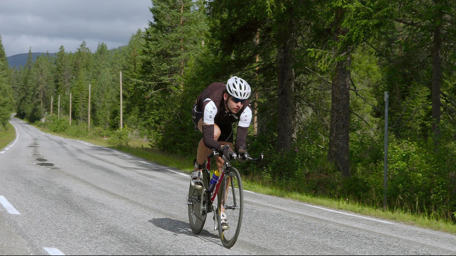 胜者只有一个,F1的街道与NBA的战场,决胜瞬间的残酷美学