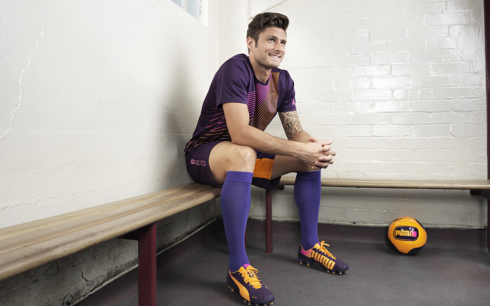 乔治超巨价值闪耀,尼克斯稳扎稳打力克热火