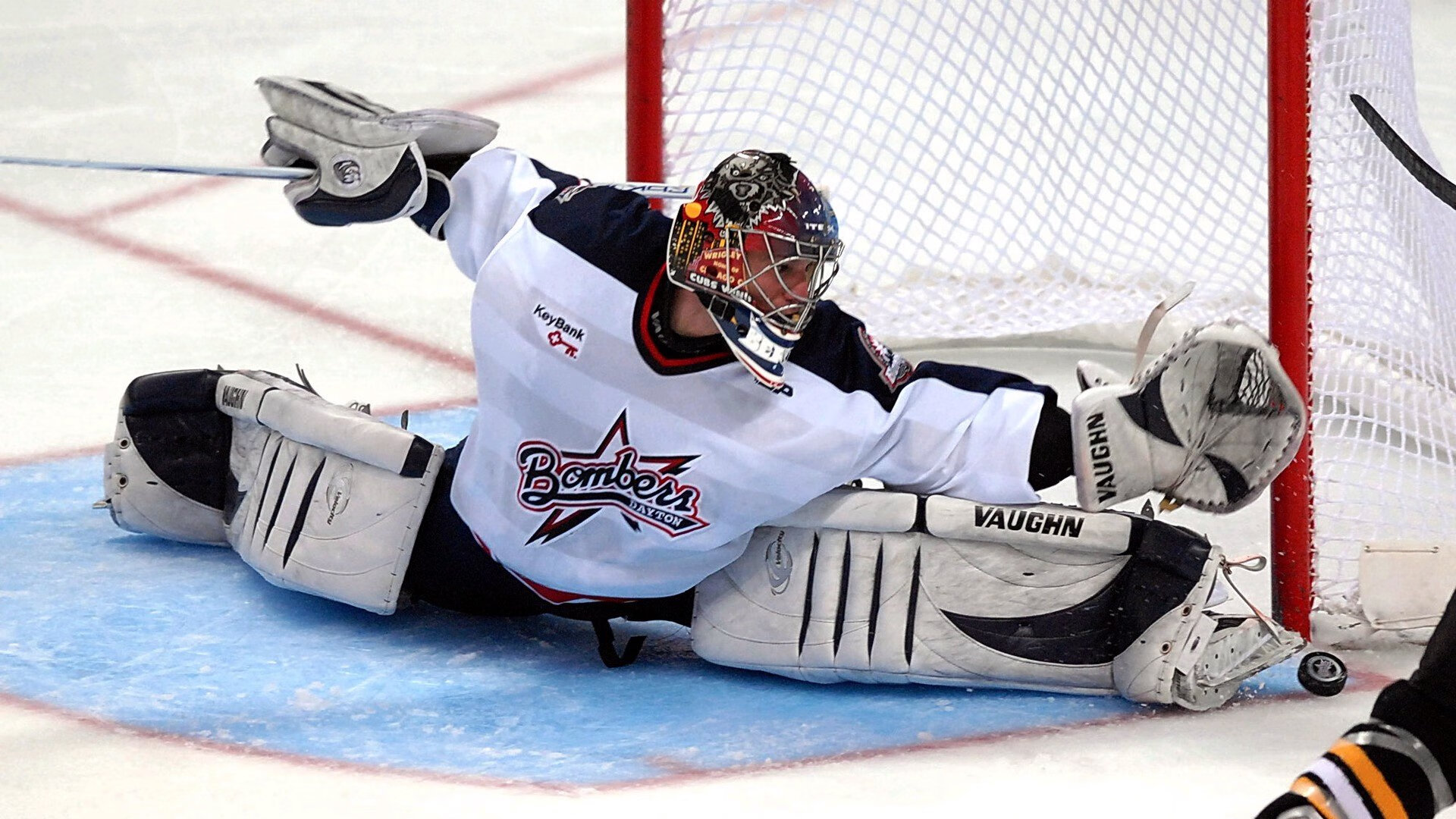 横扫风暴，马来西亚队主宰羽坛，李梓嘉刷新历史的一夜